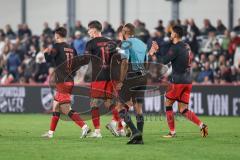 3. Liga; SC Verl - FC Ingolstadt 04; Tor Jubel Treffer Ausgleich 1:1 Frederik Christensen (11, FCI)Max Besuschkow (17, FCI) Fredrik Carlsen (8, FCI)