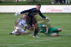 Landesliga - Saison 2024/25 - SV Manching - SV Cosmos Aystetten - Fabian Neumayer (Nr.9 - SV Manching) wird gefoult und erziehlt noch den 2:0 Führungstreffer - jubel - Tobias Ullmann weiss Aystetten - Daniel Mrozek Torwart Aystetten - Foto: Meyer Jürgen