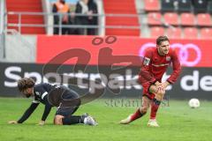 3. Liga; FC Ingolstadt 04 - Rot-Weiss Essen; Torchance verpasst Julian Kügel (29, FCI) Rios Alonso José-Enrique (23 RWE)