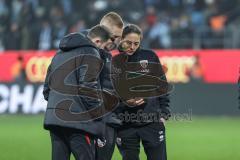 3. Liga; FC Ingolstadt 04 - TSV 1860 München; nach dem Spiel Co-Trainer Fabian Reichler (FCI) Cheftrainerin Sabrina Wittmann (FCI) auf dem Spielfeld