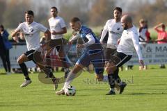 Kreisliga - Saison 2024/25- SV Hundszell - SV Menning -  - Philip Wolfsfellner blau Menning - Marcel Nicht weiss Hundszell - Foto: Meyer Jürgen