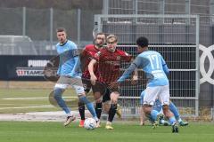 3. Liga; Testspiel - FC Ingolstadt 04 - Chemnitzer SC; Tobias Bech (11, FCI) David Kopacz (29, FCI), Yanick Abayomi (CFC)