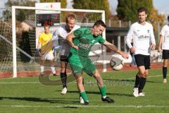 2023_10_22 - Bezirksliga - Saison 2023/24 - TSV Gaimersheim - SV Waldeck - Manuell Bittlmayer (Nr.33 - Gaimersheim) - Franz Huppert weiss Waldeck - Foto: Meyer Jürgen