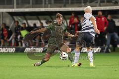 3. Liga; SV Sandhausen - FC Ingolstadt 04; Zweikampf Kampf um den Ball Simon Lorenz (32, FCI) Otto David (17 SVS)