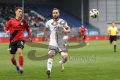 3. Liga; SV Wehen Wiesbaden - FC Ingolstadt 04; Janitzek Justin (15 SVWW) David Kopacz (29, FCI)