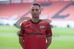 FC Ingolstadt 04; 3.Liga,  Porträttermin    
2025/2026, Max Besuschkow (17, FCI)