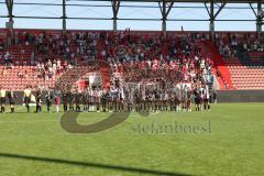 2. Bundesliga Frauen - Saison 2025/26 - FC Ingolstadt 04 Frauen - SC Sand - Die Spielerinnen auf dem Spielfeld - Kulisse - Fans - XXXXX - Foto: Meyer Jürgen