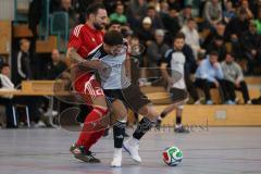 Lotto Bayern Hallencup - Saison 2024/25 - Türkisch SV Ingolstadt - TSV Ober./Unterhaunstadt- Nikola Kamenjasevic grau Ober./Unterhaunstadt  - Onur Keskin rot Türkisch - Foto: Meyer Jürgen