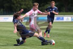 Verbands Pokal- Saison 2025/26 - TV Münchsmünster - SpVgg Ansbach - Leo Kreitmayer blau M+münster - Niklas Seefried rosa Ansbach - Foto: Meyer Jürgen
