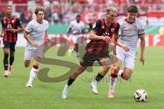 DFB-Pokal; FC Ingolstadt 04 - 1. FC Kaiserslautern; Dennis Borkowski (7, FCI) Robinson Leon (37 FCK) Kleinhansl Florian (3 FCK)