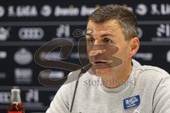 3. Liga; FC Ingolstadt 04 - SG Dynamo Dresden; Interview Pressekonferenz Cheftrainer Michael Köllner (FCI)