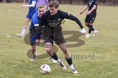 Freundschaftsspiel - Saison 2025/26 - SV Menning - SV Manching - Sebastian Graßl (Nr.10 - SV Manching) - Hermann Zagler blau Menning  - Foto: Meyer Jürgen