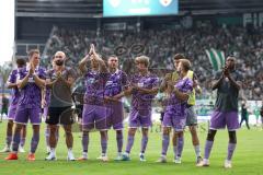 3. Liga - Saison 2026/27 - SC Preussen Münster - FC Ingolstadt 04 -  die Spieler bedanken sich bei den Fans - Foto: Meyer Jürgen