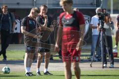 3. Liga - Saison 2026/27 - 1. Trainingseinheit mit Achim Beierlorzer - Cheftrainer Achim Beierlorzer (FCI) - Co-Trainer Markus Feldhoff (FCI) - Foto: Meyer Jürgen