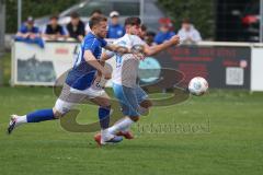 Kreisklasse - Saison 2025/26- TSV Großmehring - SV Oberstimm-  - Jonas Weidinger weiss Oberstimm  - Dardan Berisha blau Großmehring - Foto: Meyer Jürgen