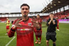 3. Liga; FC Ingolstadt 04 - SSV Ulm; Sieg Jubel Freude nach dem Spiel Teambesprechung auf dem Feld, Torschütze Davide Sekulovic (33, FCI)