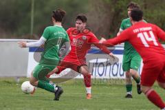 Kreisklasse - Saison 2025/26- TSV Pförring - SV Karlshuld-  - Simon Böck rot Pförring - Robert Schneider grün Karlshuld - Foto: Meyer Jürgen