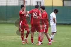 Kreisklasse - Saison 2025/26- Türk SV Ingolstadt - MTV Ingolstadt-  - Der 1:1 Ausgleichstreffer durch Umut Yürükal #10 - Mertcan Gürses #19 Türkisch - Daniel Drotleff #8 Türkisch  - Foto: Meyer Jürgen