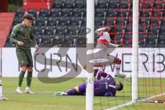 3. Liga; VfB Stuttgart 2 - FC Ingolstadt 04; Torchance verpasst Tim Heike (9, FCI) Nothnagel Dominik (29 VFB) Torwart Seimen Dennis (1 VFB)