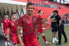 3. Liga; FC Ingolstadt 04 - Erzgebirge Aue; vor dem Spiel Marcel Costly (22, FCI) Gustav Christensen (24, FCI)