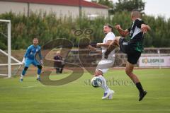 Bezirksliga - Saison 2026/27- TSV Gaimersheim -  - Nicolae Nechita (Nr.10 - TSV Gaimersheim) - Alexander Mrowczynski weiss Waldperlach  - Foto: Meyer Jürgen
