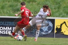 Kreisliga - Saison 2025/26- SV Zuchering - FC Mindelstetten - Leander Friedl rot Zuchering - Christoph Riegler weiß Mindelstetten  - Foto: Meyer Jürgen