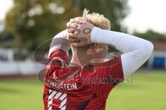 Kreisliga- Saison 2024/25- TSV Etting - TSV Altmannstein-  - Thomas Riegelsberger rot Altmannstein - nach einer vergebenen Torchance - Foto: Meyer Jürgen