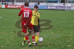 Kreisliga - Saison 2024/25- TSV Kösching - FC Hitzhofen/Oberzell - Lukas Kastl rot Kösching - Michael Kraft gelb Hitzhofen - Foto: Meyer Jürgen