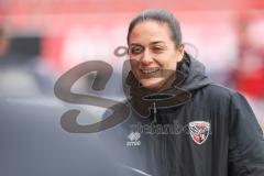 3. Liga; FC Ingolstadt 04 - VfB Stuttgart II; vor dem Spiel Cheftrainerin Sabrina Wittmann (FCI)