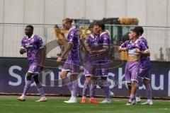 3. Liga - Saison 2026/27 - SC Preussen Münster - FC Ingolstadt 04 - Der 1:1 Ausgleichstreffer durch Emre Gül (Nr.5 - FCI) - jubel - Obed Ugondu (Nr.17 - FCI)- Fredrik Carlsen (Nr.8 - FCI) - Foto: Meyer Jürgen