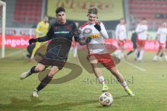 3. Liga; SSV Jahn Regensburg - FC Ingolstadt 04; Zweikampf Kampf um den Ball Georgios Antzoulas (6, FCI) Posselt John Xaver (20 SSV)