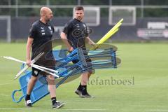 3.Liga - Saison 2023/2024 - Trainingsauftakt - FC Ingolstadt 04 - Co-Trainer Maniyel Nergiz (FCI) links # Co Tr.Talententw. /Übergangsbereich Julian Kolbeck (FCI) -  - Foto: Meyer Jürgen