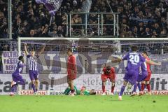 3. Liga; VfL Osnabrück - FC Ingolstadt 04; Tor Jubel Treffer 0:1 Badjie Ismail (37 VFL) trifft Torwart Kai Eisele (25, FCI) keine Chance Wagner Fridolin (26 VFL) Marcel Costly (22, FCI) Fredrik Carlsen (8, FCI) Janotta Theo (20 VFL) Wiemann Niklas (25 VFL