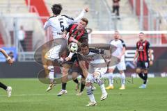 3. Liga; FC Ingolstadt 04 - SC Verl; Sebastian Grönning (11, FCI) Zweikampf Kampf um den Ball Kijewski Niko (19 SCV) Baack Tom (5 SCV)