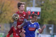 Kreisliga - Saison 2025/26- TSV Kösching - SV Zuchering - Stefan Winzinger blau Kösching - Philip Delanowski rot Zuchering - Foto: Meyer Jürgen
