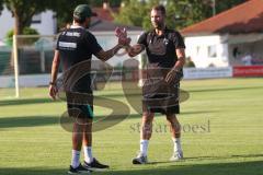 Testspiel - Saison 2025/26 - SV Manching - TSV Gaimersheim - Cheftrainer Manfred Kroll (TSV Gaimersheim) - Cheftrainer Cüneyt Köz (SV Manching) - Foto: Meyer Jürgen