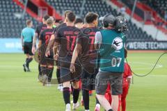 3. Liga - Saison 2025/26 - VFB Stuttgart II - FC Ingolstadt 04  - Die Mannschaft beim Einlaufen - XXXXX - Foto: Meyer Jürgen