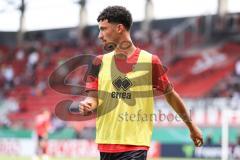 DFB-Pokal; FC Ingolstadt 04 - 1. FC Kaiserslautern; vor dem Spiel Davide Sekulovic (33, FCI)