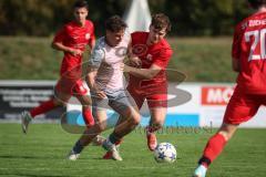 Kreisliga - Saison 2026/27 - SV Zuchering - VFB Eichstätt II - Simon Böhringer rot Zuchering - Niklas Matzel rosa Eichstätt II  - Foto: Meyer Jürgen