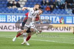 3. Liga; SV Wehen Wiesbaden - FC Ingolstadt 04; Zweikampf Kampf um den Ball David Kopacz (29, FCI) Luckeneder Felix (33 SVWW)