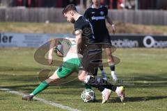Landesliga - Saison 2025/26 - SV Manching - TSV Schwabmünchen - Johannes  Dexl (Nr.13 - SV Manching) - Schmid Manuel schwarz Schwabmünchen - Foto: Meyer Jürgen