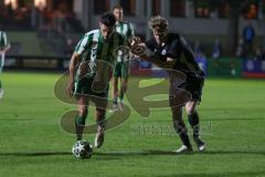 Landesliga - Saison 2025/26 - SV Manching - SSV Niedersonthofen - Leon Peric (Nr.20 - SV Manching) - Simon Frasch schwarz Niedersonthofen - Foto: Meyer Jürgen