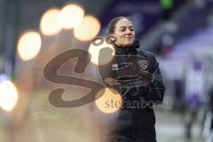 3. Liga; Erzgebirge Aue - FC Ingolstadt 04; vor dem Spiel Cheftrainerin Sabrina Wittmann (FCI)