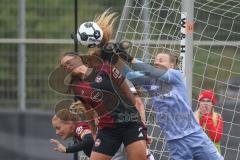 DFB Pokal - Frauen - Saison 2025/26 - FC Ingolstadt 04 Frauen - 1. FC Nürnberg - Torwart Anna-Lena Daum (Nr.22 - FC Ingolstadt Frauen I) - Miller Laura rot Nürnberg - Foto: Meyer Jürgen