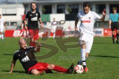 Kreisklasse - Saison 2024/25- TSV Gaimersheim II - SV Buxheim-  - Nico Duschek weiss Buxheim - Moritz Heckl schwarz Gaimersheim - Foto: Meyer Jürgen