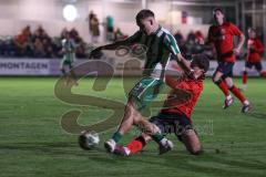 Landesliga - Saison 2025/26 - SV Manching - TSV Aindling - Fabian  Neumayer (Nr.9 - SV Manching) - Noah Menhart rot Aindling  - Foto: Meyer Jürgen