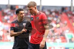 DFB-Pokal; FC Ingolstadt 04 - 1. FC Kaiserslautern; vor dem Spiel Co-Trainer Ilia Gurev (FCI) Benjamin Kanuric (8, FCI)