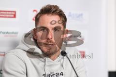 3. Liga; SC Verl - FC Ingolstadt 04; Pressekonferenz Cheftrainer Tobias Strobl (Verl) Interview