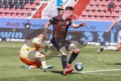 3. Liga; FC Ingolstadt 04 - Hallescher FC; Jannik Mause (7, FCI) Tor Jubel Treffer Torwart Müller Sven (1 Halle)