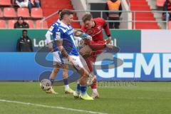 3. Liga - Saison 2025/26 - FC Ingolstadt 04 - Energie Cottbus - Simon Lorenz (Nr.32 - FCI) - XXXXX - Foto: Meyer Jürgen